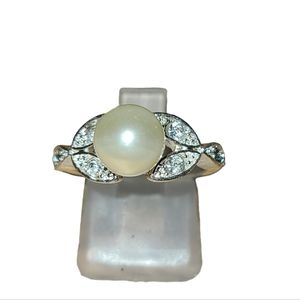Beautiful Faux Pearl Fashion Ring L4